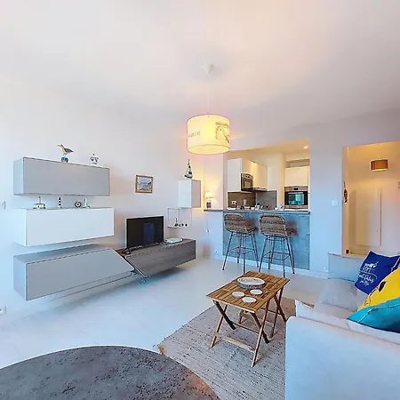 Appartement Le Golf By Interhome Royan